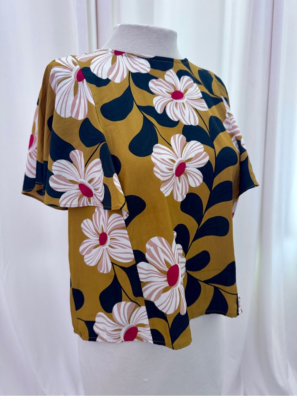 Anthropologie Eva Franco Floral Print Short Sleeve Blouse Size 4